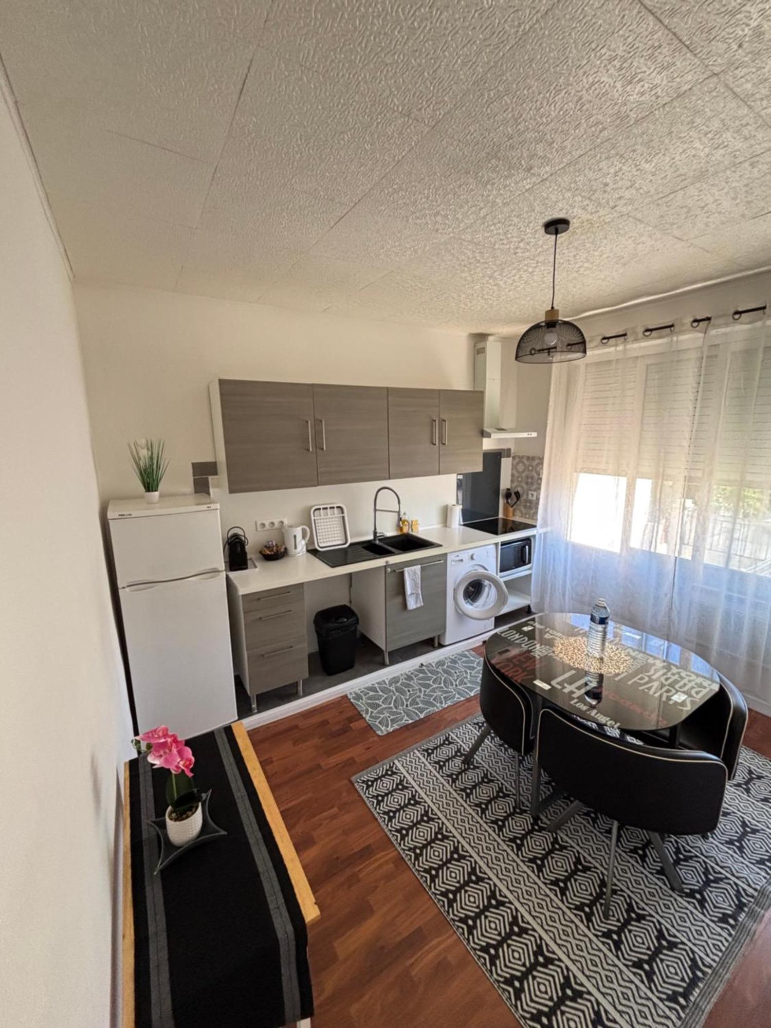 Unique Appartement Zen Et Detente Dans Villa Avec Piscine Tres Bien Place Montpellier Exterior foto
